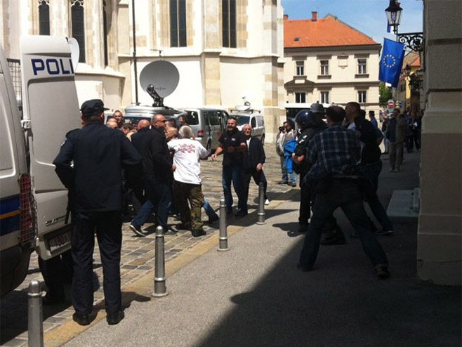 Загреб: Сукоб полиције и демонстраната - Фото: The Telegraph