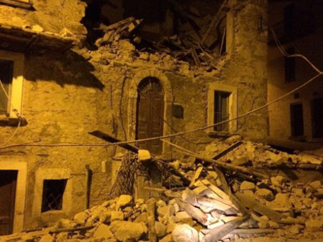 Италија - земљотрес (Фото: Twitter/flavio maccarone) - 