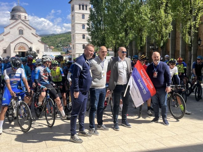 Из Вишеграда стартовала трећа етапа бициклистичке трке "Београд-Бањалука" (ВИДЕО)